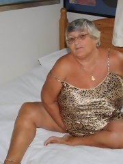 granny_big_tits_gallery_99287816